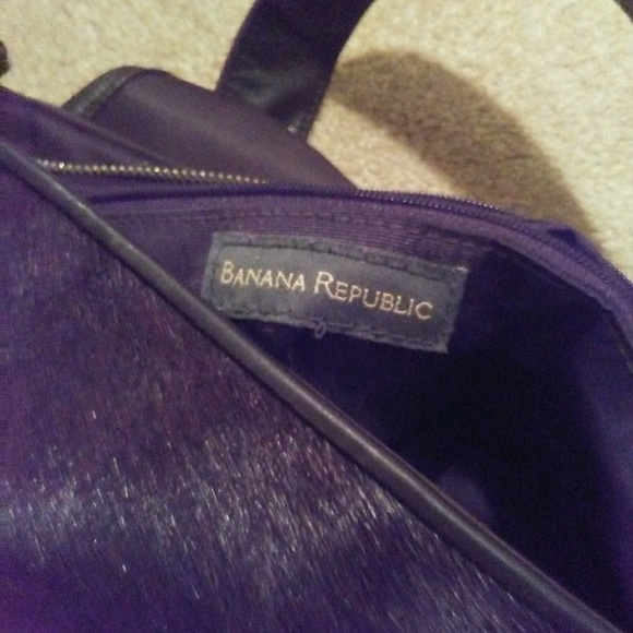 Banana Republic Purse - Picture 2 of 3